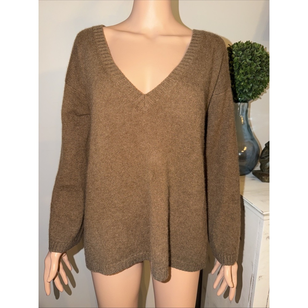 White + Warren 100% Cashmere Sweater Quiet Luxury Preppy Size M Brown